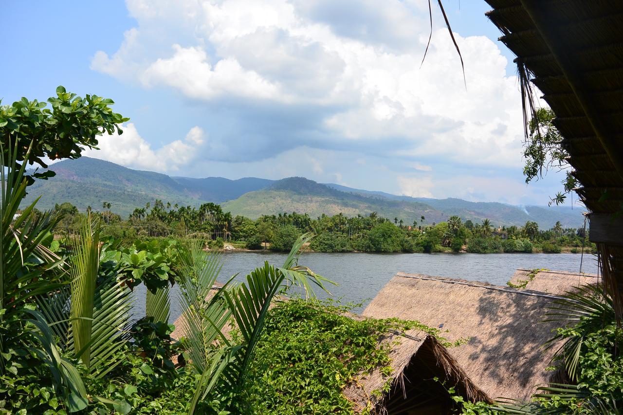 Eden Eco Village Kampot Exterior foto